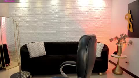 Jenna Olson  online show from February 27, 5:58 pm