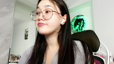 JENNA online show from December 19, 1:29 pm