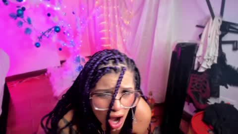 Snapshot of jenndy_lockhart chatting on December 28, 6:28 am follow me in me  IG jenndy971 online show from December 28, 6:28 am