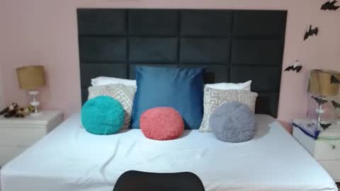 jenner_madison online show from October 31, 1:01 pm