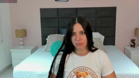 jenner_madison online show from November 19, 11:32 am