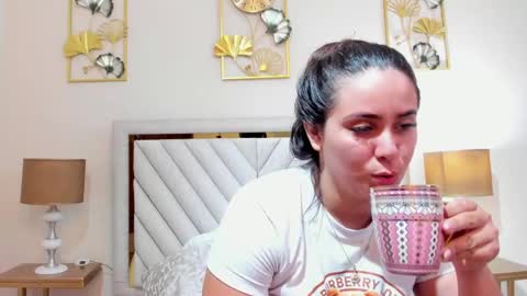 jenner_madison online show from April 23, 12:26 pm