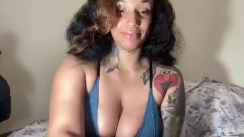 Snapshot of jenni_cash chatting on January 13, 8:08 am Mistress Jenni online show from January 13, 8:08 am