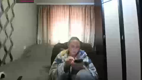 JenniDeep online show from March 12, 8:20 am