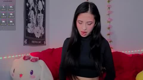 Snapshot of jennie_vixen chatting on February 14, 9:17 am Jennie online show from February 14, 9:17 am