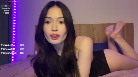 Snapshot of jennie_yung chatting on December 21, 11:34 pm jennie_yung online show from December 21, 11:34 pm