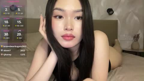 Snapshot of jennie_yung chatting on September 20, 10:55 pm jennie_yung online show from September 20, 10:55 pm