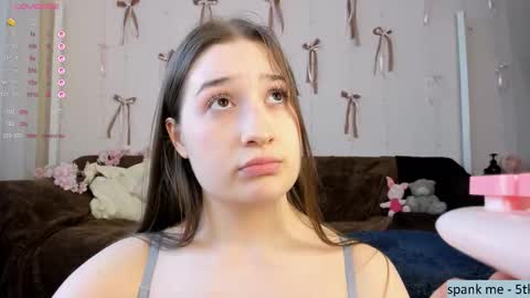  Jennie  online show from September 11, 7:08 am