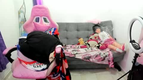Snapshot of jennifer_bodyy0404 chatting on June 20, 9:17 pm jennifer_bodyy0404 online show from June 20, 9:17 pm