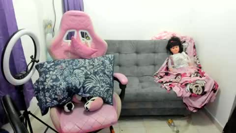 jennifer_bodyy0404 online show from July 19, 2:04 am