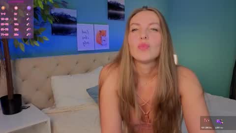 Jennifer hayess online show from March 27, 8:26 am