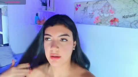 JENNIFER online show from October 26, 3:18 pm