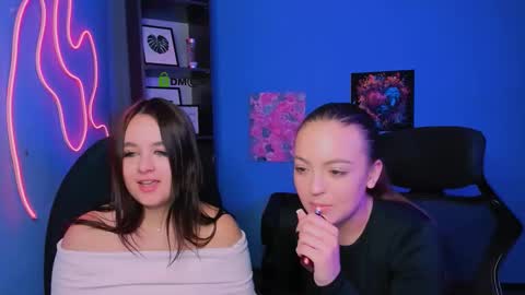 jennifer_sheil online show from February 4, 2:45 pm