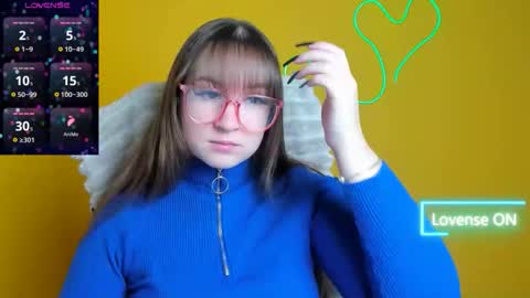 Jennifer online show from December 4, 6:44 am