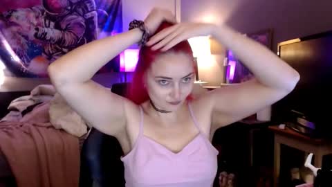 Jennifer Gwen online show from November 4, 1:59 am