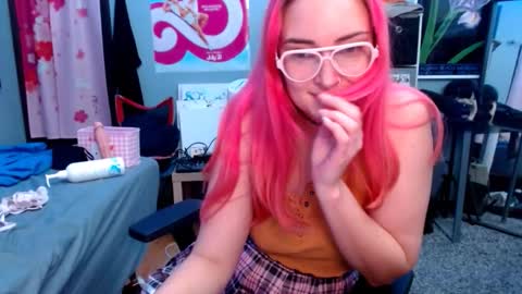 Jennifer Gwen online show from January 7, 4:48 am