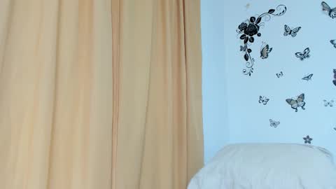 jenniferloveyou online show from October 13, 4:40 pm