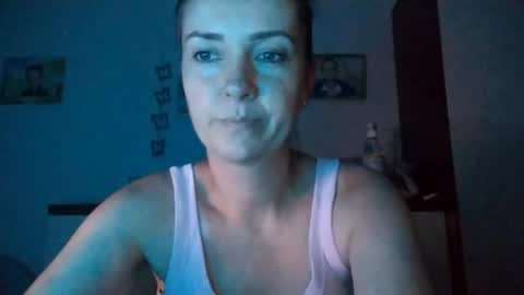 Snapshot of jenniferxsweet chatting on June 27, 9:20 pm JenniferXSweet online show from June 27, 9:20 pm