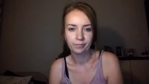 Snapshot of jenniferxsweet chatting on July 25, 9:23 pm JenniferXSweet online show from July 25, 9:23 pm
