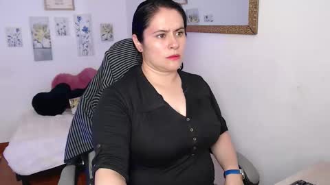 jenny__666 online show from February 5, 7:18 pm