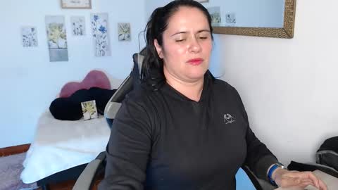 jenny__666 online show from February 10, 7:29 pm