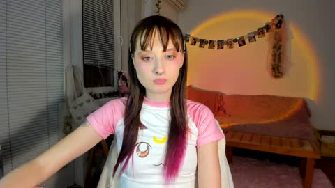 Jennifer Jenny Darling   online show from December 5, 9:39 pm