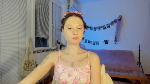 Jennifer Jenny Darling   online show from January 11, 8:32 pm