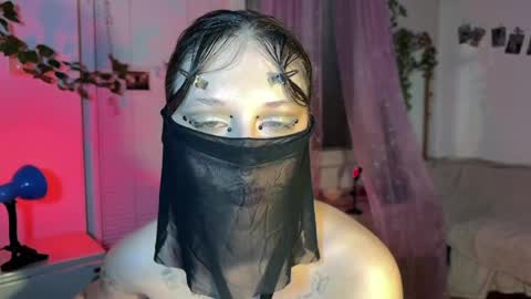 Jennifer Jenny Darling   online show from May 11, 6:16 pm