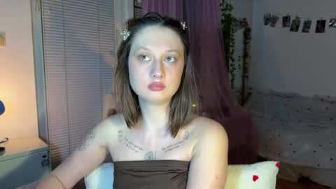 Jennifer Jenny Darling   online show from May 19, 6:36 pm