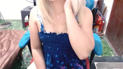 Jenny online show from February 28, 8:42 am