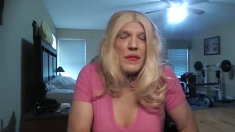 Snapshot of jenny_gurl2021 chatting on February 10, 4:22 pm jenny gurl online show from February 10, 4:22 pm