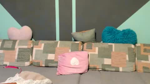 Snapshot of jenny_mike8378 chatting on December 5, 6:32 am JennyMike online show from December 5, 6:32 am