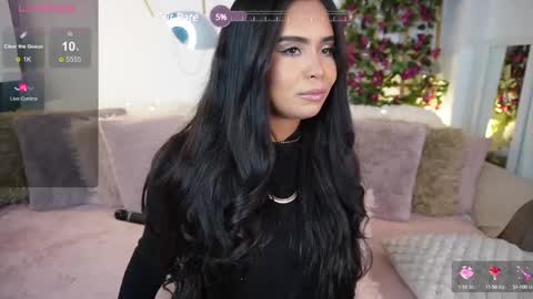 Jenny Roberts online show from February 26, 7:05 pm