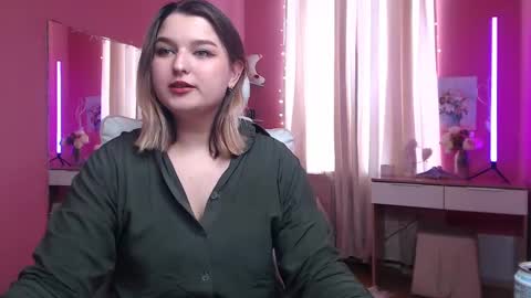 Snapshot of jenny_smitx chatting on February 24, 8:38 am jenny_smitx online show from February 24, 8:38 am