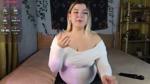 Snapshot of jenny_smitx chatting on October 4, 6:00 am jenny_smitx online show from October 4, 6:00 am