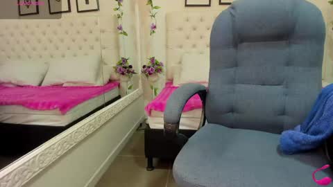 jenny_stark online show from May 3, 11:05 am