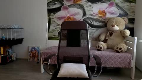 Snapshot of jennycutey chatting on February 27, 3:47 am jennycutey online show from February 27, 3:47 am