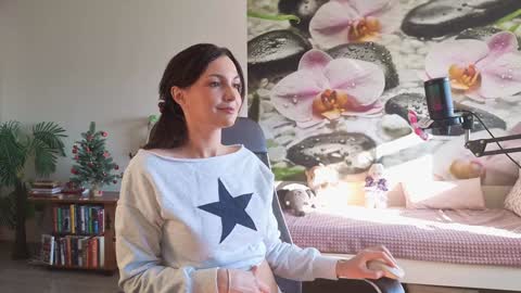 jennycutey online show from January 15, 4:17 am