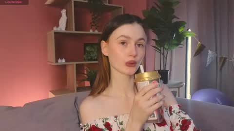 jennyfer_me online show from May 10, 12:32 pm