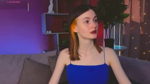 jennyfer_me online show from May 21, 12:45 pm