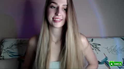 The Flower Power Models online show from December 19, 12:23 pm