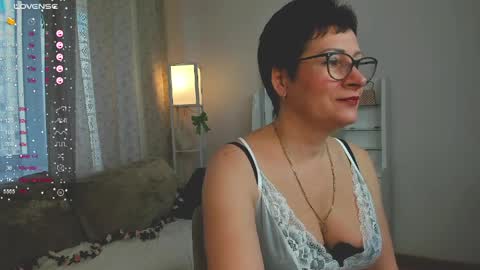 Jenny online show from April 2, 2:31 am