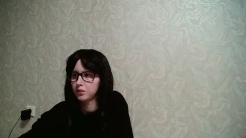 JennyOlset online show from December 10, 7:22 pm