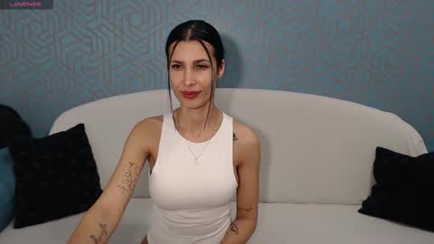 Jenny online show from February 4, 9:09 pm