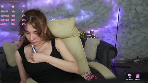 JENNY online show from December 28, 8:15 pm
