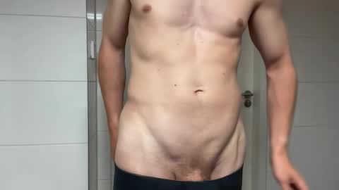 JensJizzz online show from May 27, 6:49 pm