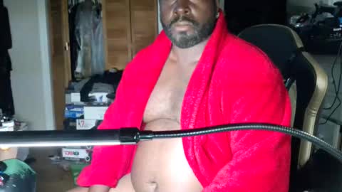 Snapshot of jeremiah0827 chatting on October 12, 7:18 am jeremiah0827 online show from October 12, 7:18 am