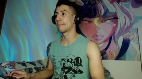 Snapshot of jeremmy_mclayne chatting on December 30, 7:15 am Jeremmy online show from December 30, 7:15 am