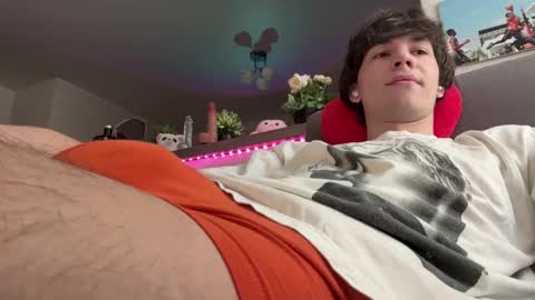 Snapshot of jeremy1scott chatting on March 2, 7:59 am jeremy1scott online show from March 2, 7:59 am