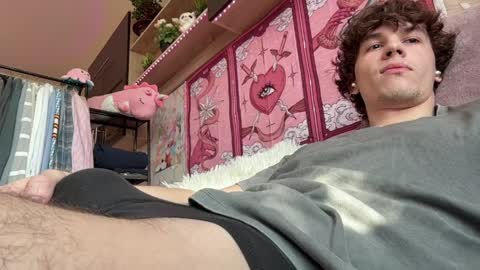 Snapshot of jeremy1scott chatting on April 6, 4:57 am jeremy1scott online show from April 6, 4:57 am